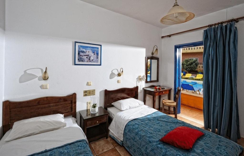 Aegean Sky Hotel-Suites Malia Extérieur photo